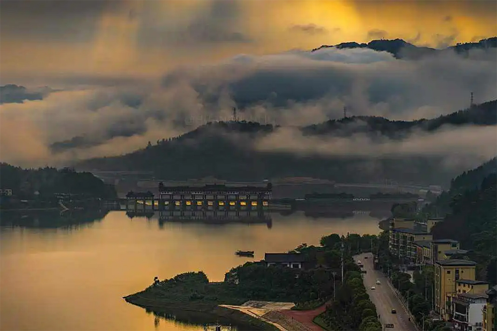 1754625605.jpg 5.jpg