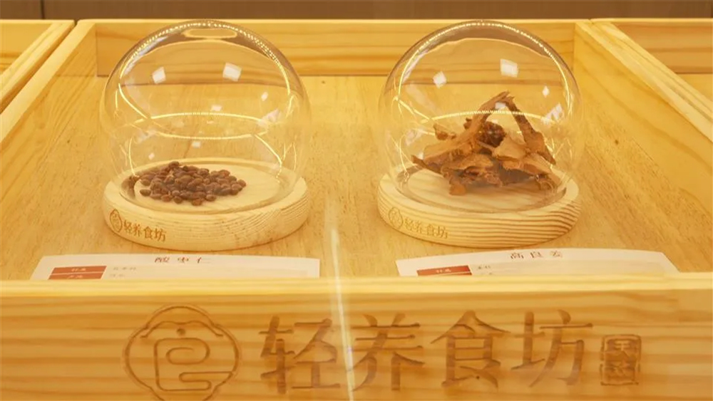 1756645555.jpg 7.jpg